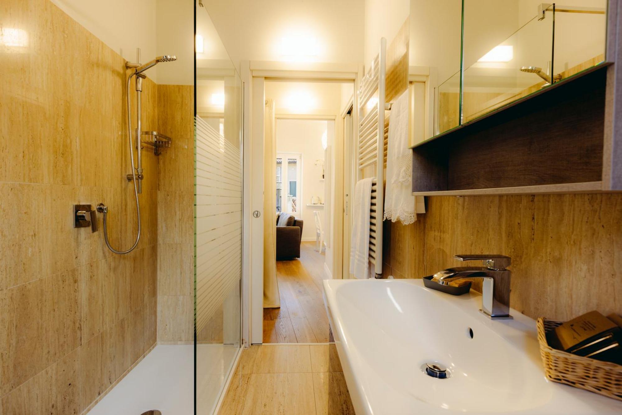 Eap Suites, ורונה מראה חיצוני תמונה